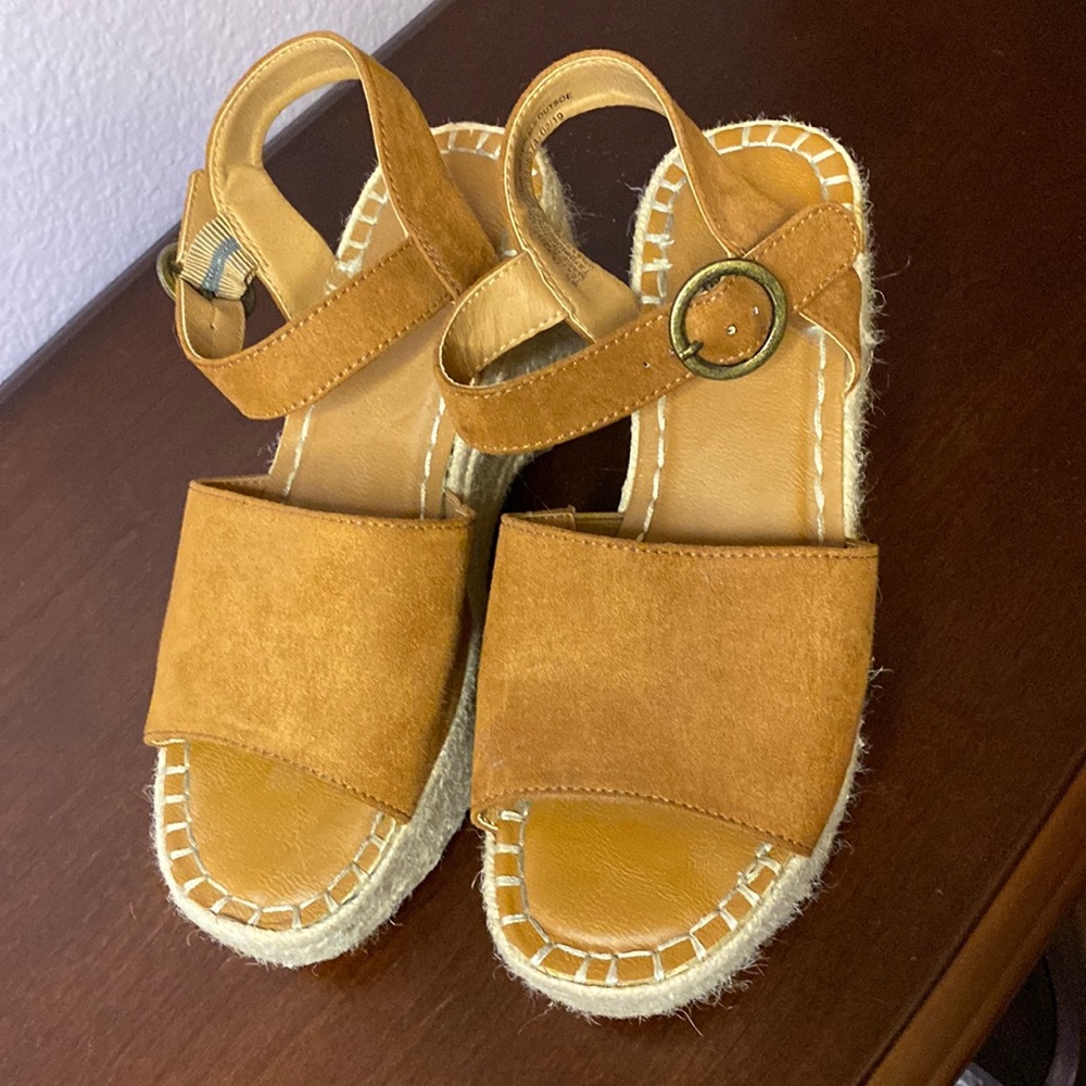 Mocha brown wedge/platform sandals